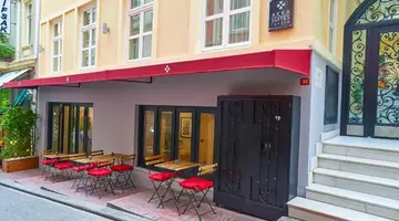 Akka Hotels Suites