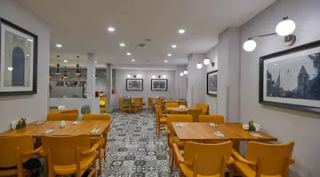 Akka Hotels Suites