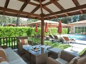 AKKA PRIVATE VILLAS