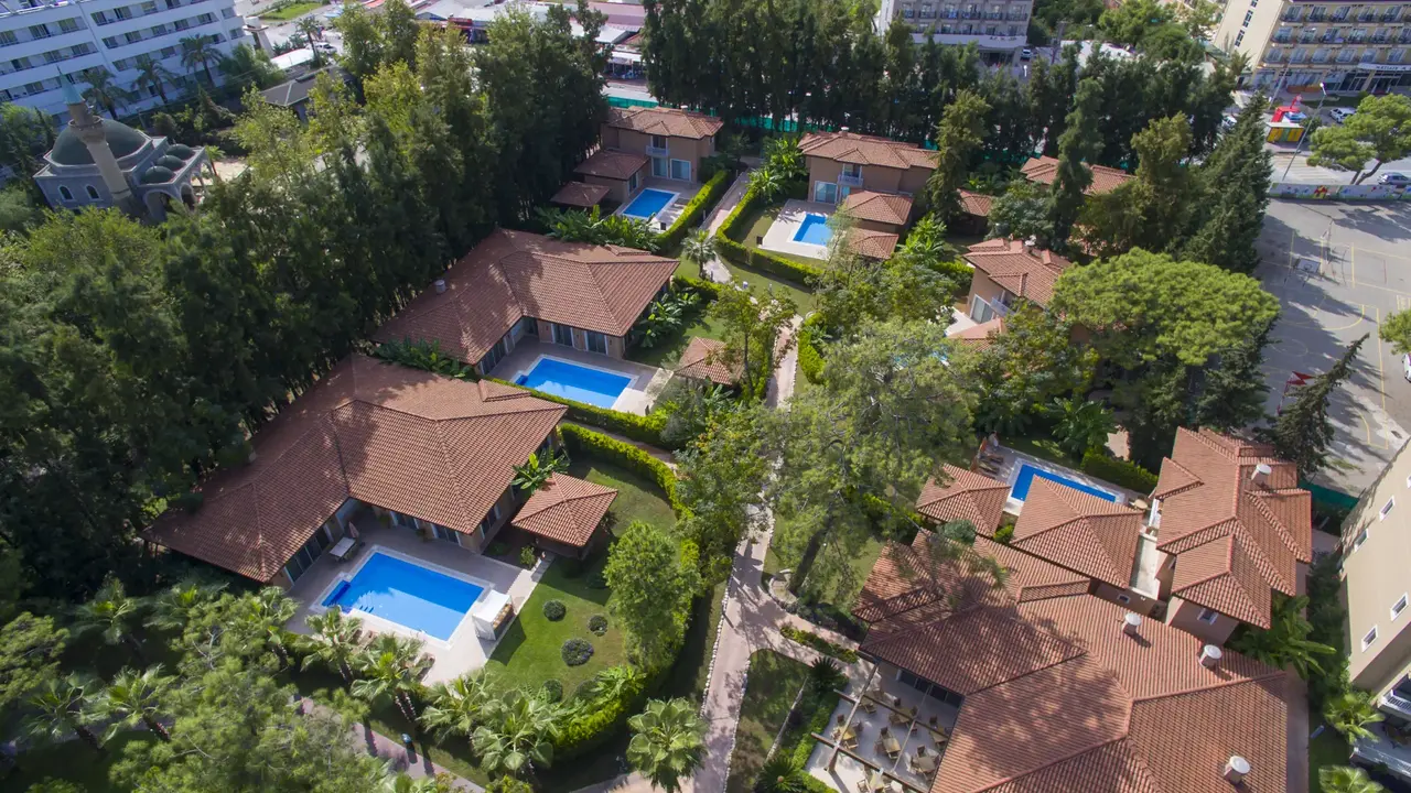 AKKA PRIVATE VILLAS