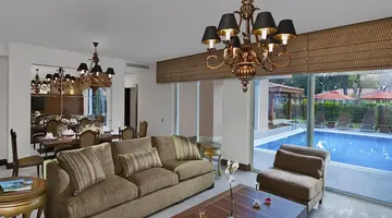 Akka Residence