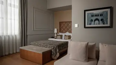 AKKA SUITES