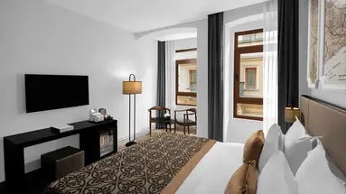 AKKA SUITES