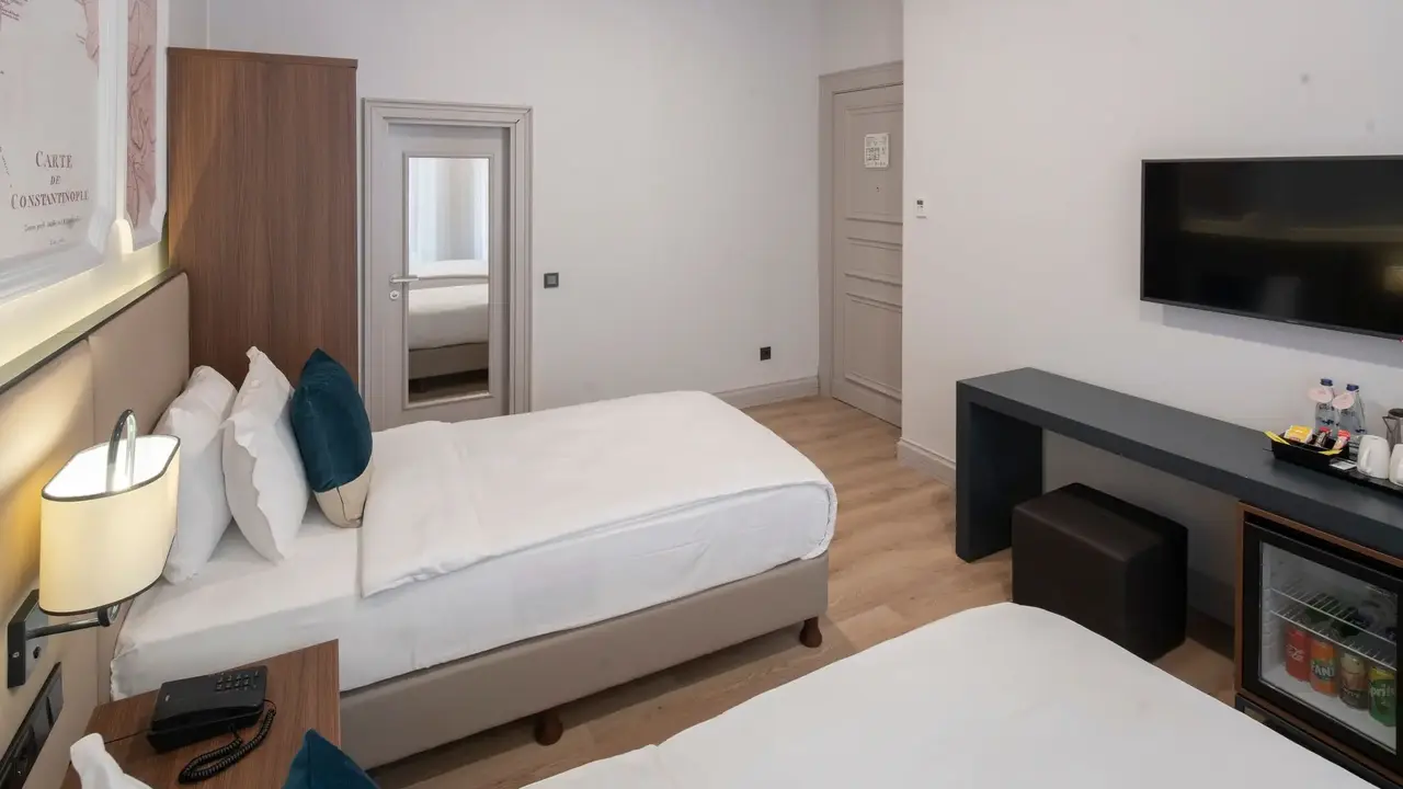 AKKA SUITES