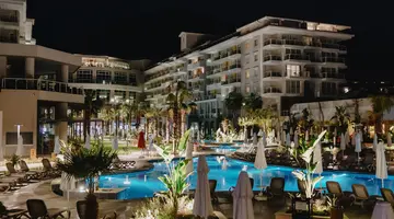 AKRA KEMER