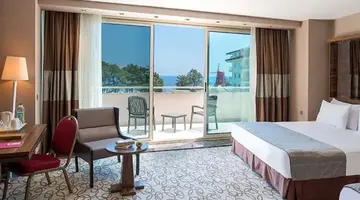 AKRA KEMER