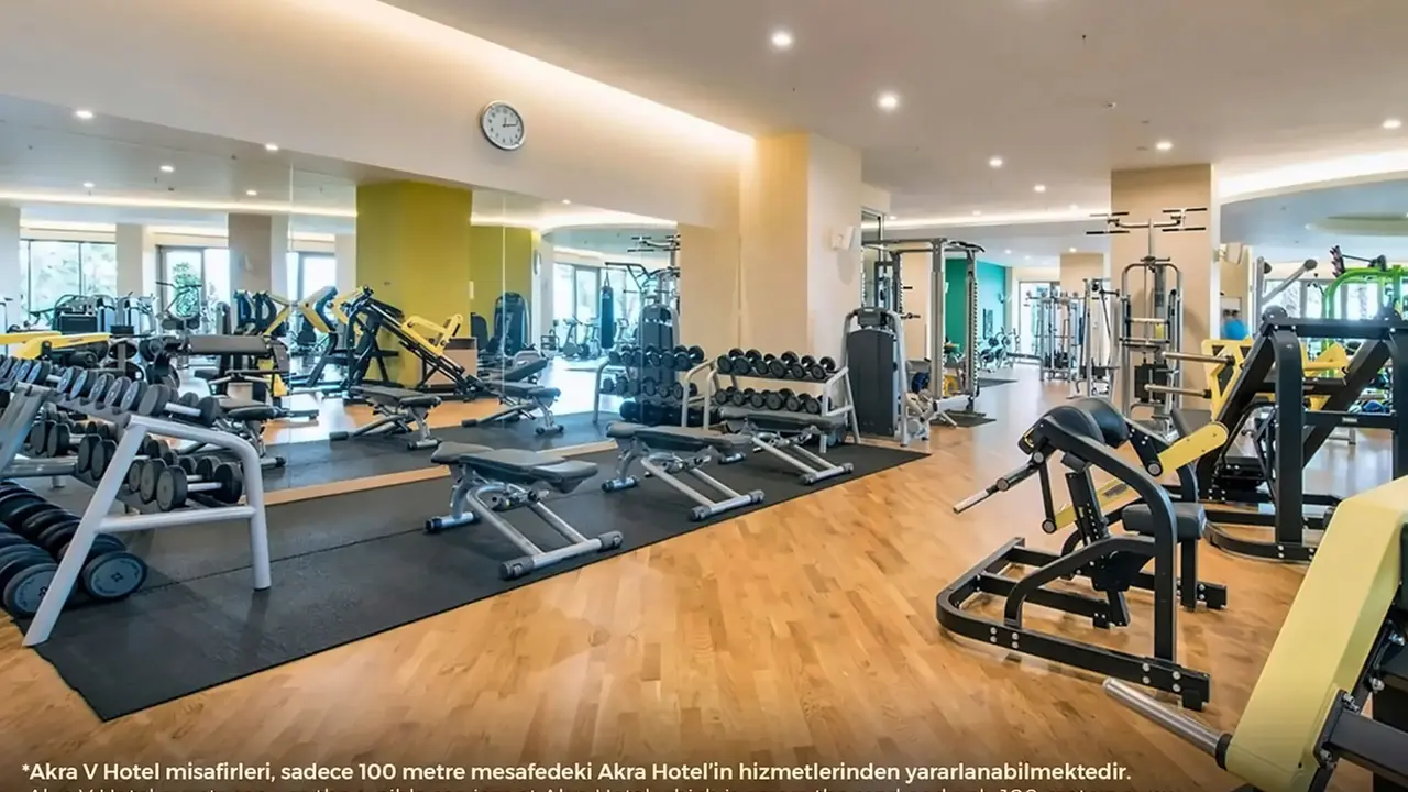 Akra V Hotel