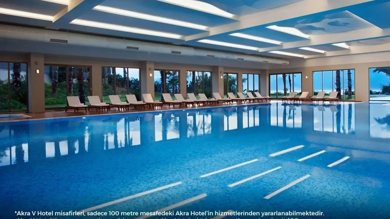 Akra V Hotel