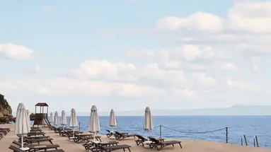 AKRA V HOTEL