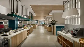 AKRA V HOTEL