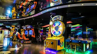 AKRA V HOTEL