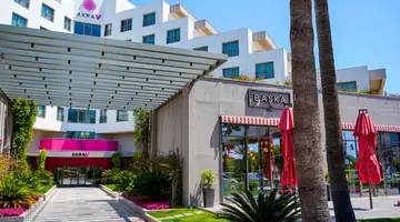 AKRA V HOTEL