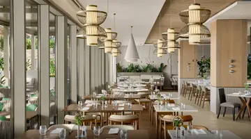AKRA V HOTEL