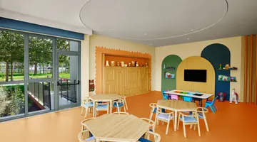 AKRA V HOTEL