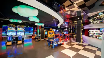 AKRA V HOTEL