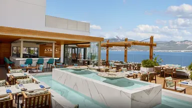 AKRA V HOTEL