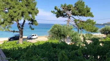 Akrogiali Studios Poros