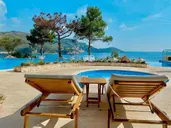 Akrotiri Beach