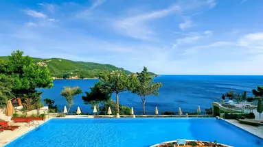 Akrotiri Beach