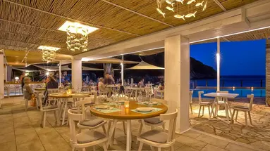 Akrotiri Beach