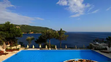 Akrotiri Beach