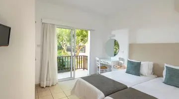 Akti Beach Hotel & Village Resort