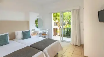 Akti Beach Hotel & Village Resort