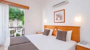 Akti Beach Hotel & Village Resort