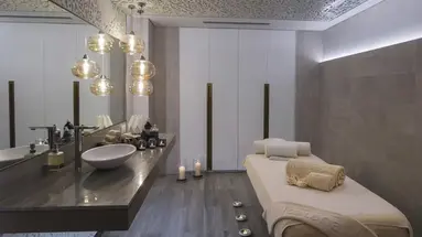 AL BANDAR ROTANA