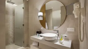 Al Bandar Rotana