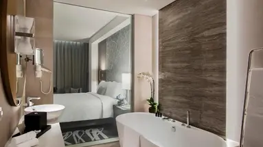 AL BANDAR ROTANA