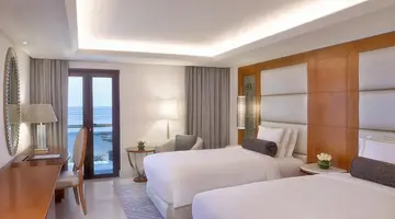 Al Bustan Palace Ritz Carlton Hotel