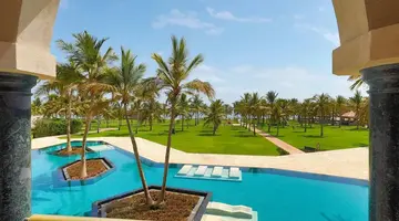 Al Bustan Palace Ritz Carlton Hotel