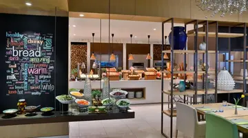 Al Habtoor Grand Resort, Autograph Collection