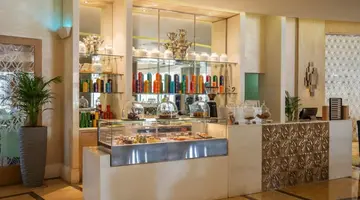 Al Habtoor Grand Resort, Autograph Collection