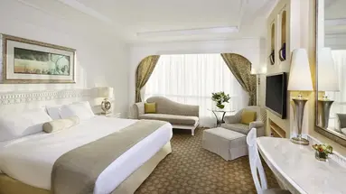 Al Habtoor Grand Resort, Autograph Collection