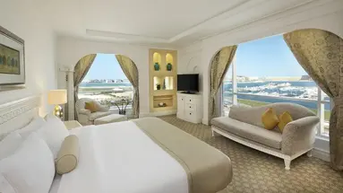 Al Habtoor Grand Resort, Autograph Collection