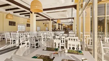 Al Hamra Village Hotel