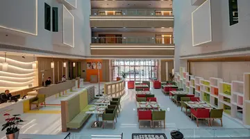 Al Khoory Atrium Hotel