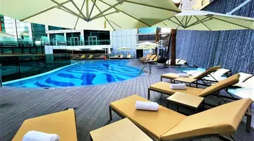 Al Khoory Sky Garden Hotel