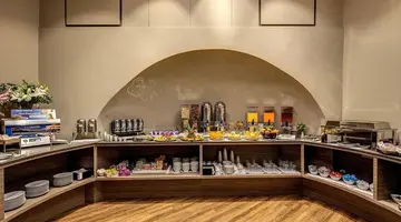 AL MANTHIA HOTEL