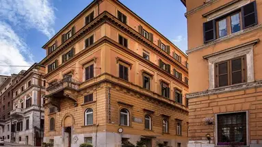 AL MANTHIA HOTEL