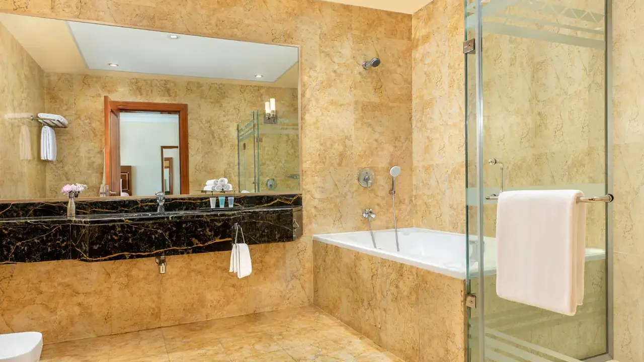 Al Raha Beach Resort & Spa