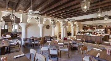 Al Seef Heritage Hotel Dubai, Curio Collection by Hilton