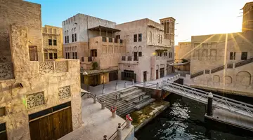 Al Seef Heritage Hotel Dubai, Curio Collection by Hilton