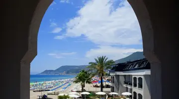 Alaaddin Beach Hotel