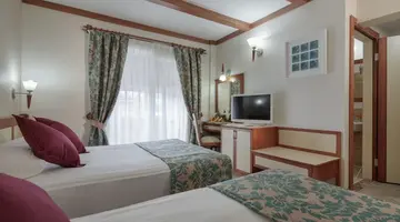 ALAIYE KLEOPATRA HOTEL