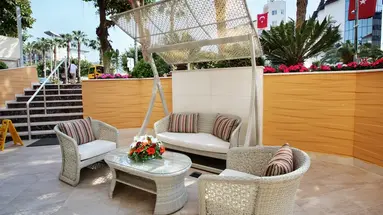 ALAIYE KLEOPATRA HOTEL