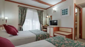ALAIYE KLEOPATRA HOTEL