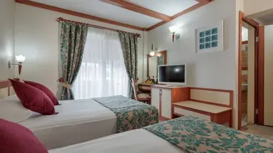 ALAIYE KLEOPATRA HOTEL